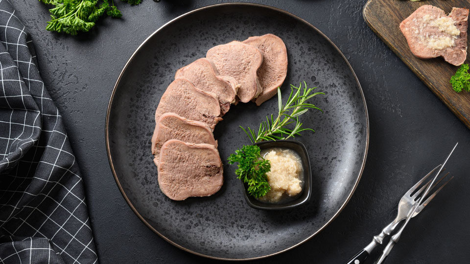 Язык говяжий в/к